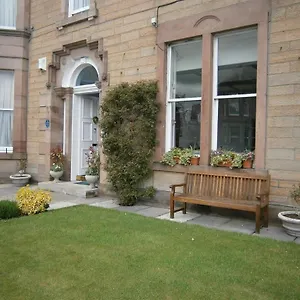 Dorstan 3*, Edinburg Storbritannien