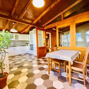 Apartment Experience, Authentic In The Heart Of Old
