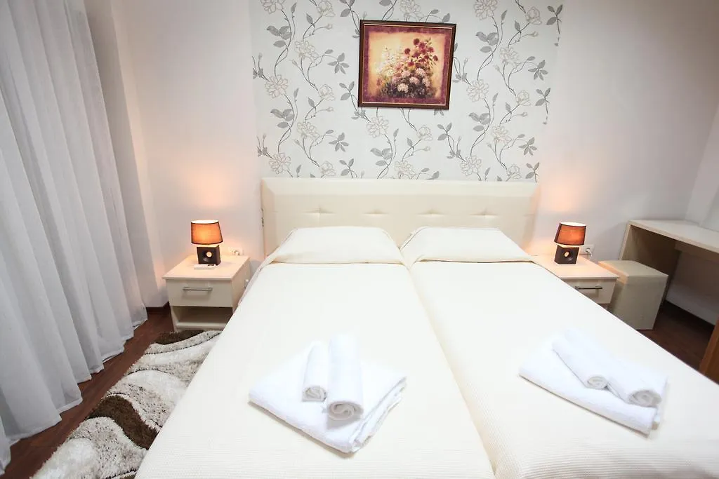 Signature Idea Hotel Tirana 3*,  Albania